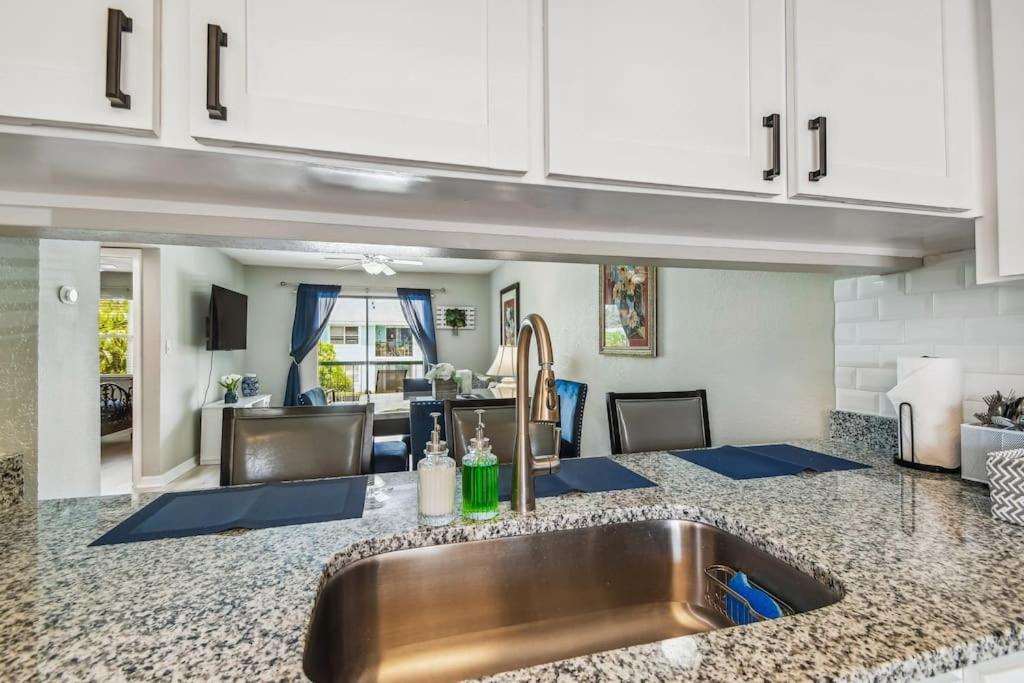 The Orchid By Dny Prime Appartement Tampa Buitenkant foto