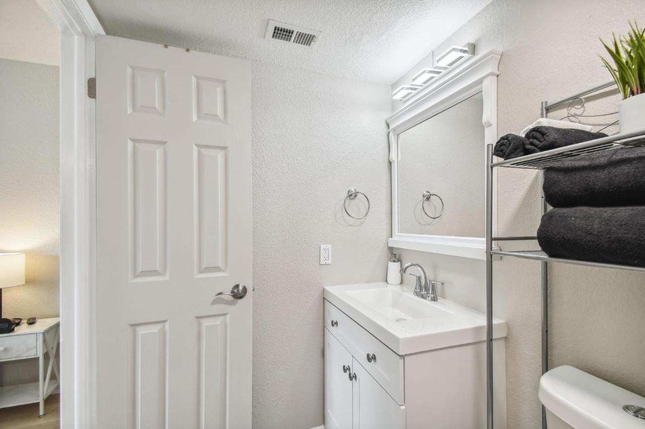 The Orchid By Dny Prime Appartement Tampa Buitenkant foto